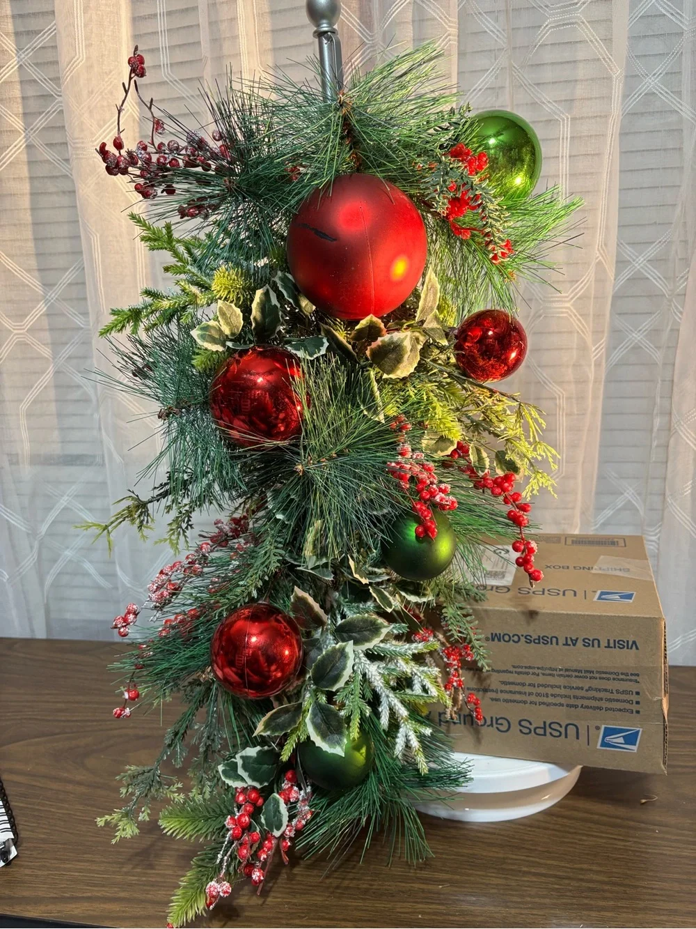 Christmas teardrop swag Pineneedles, Holly leaves and red berry clusters, 24”